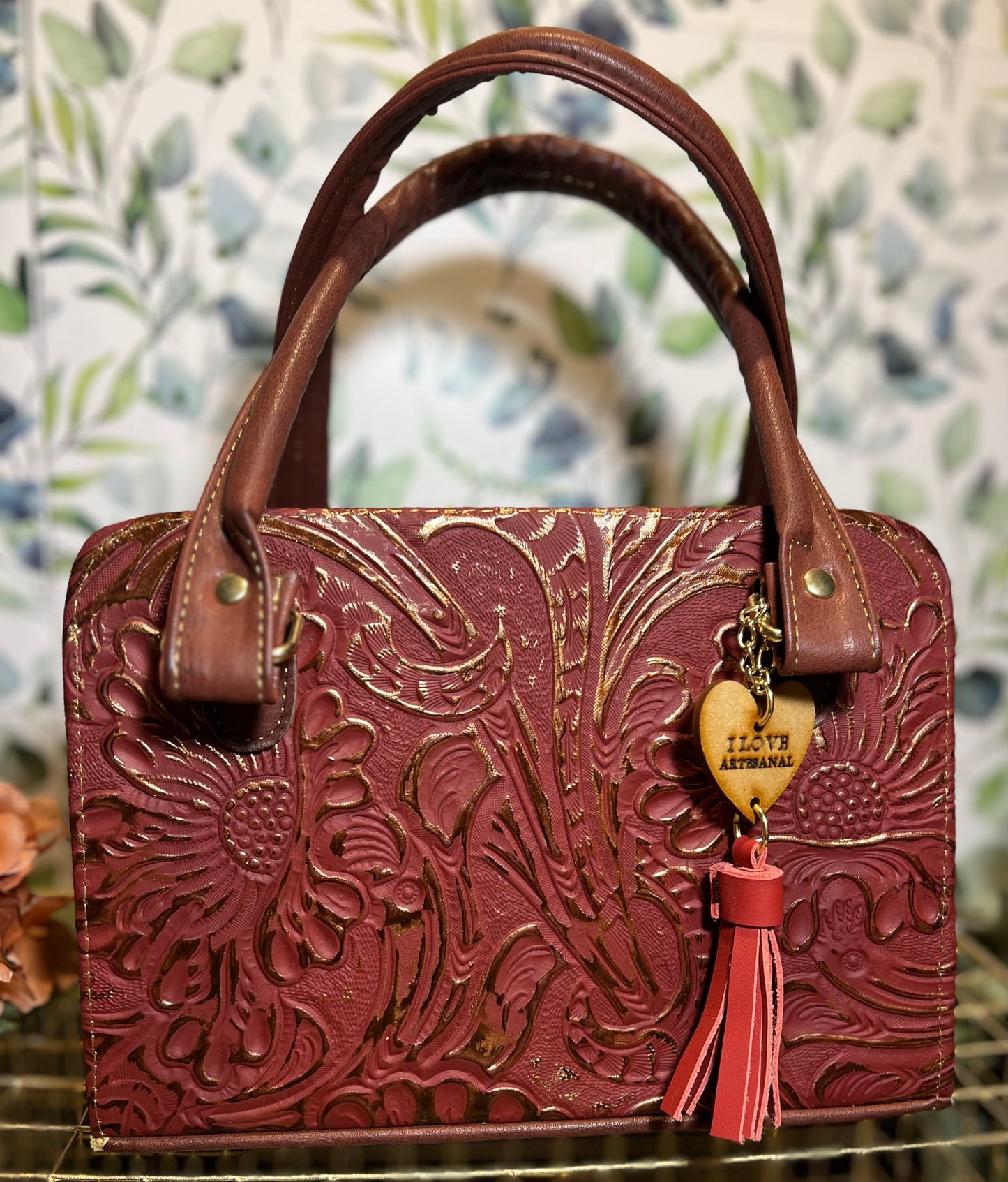 The Classic Cross Body